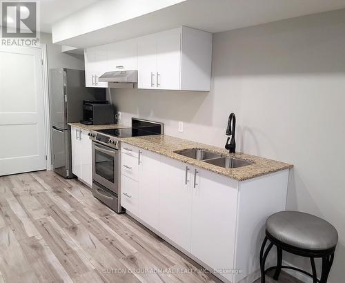 282 Dalgleish Trail, Hamilton, ON - Indoor Photo Showing Kitchen With Double Sink