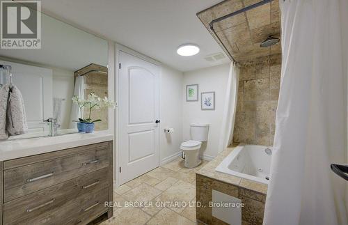 58 West Acres Crescent, Kitchener, ON - Indoor Photo Showing Bathroom