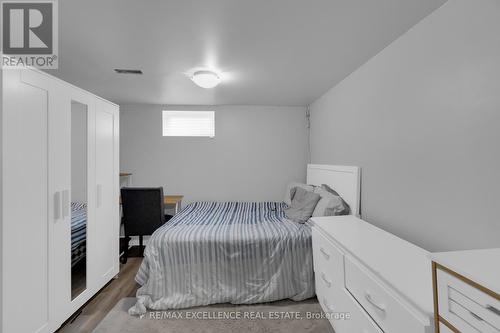 17 Coniston Avenue, Brampton, ON - Indoor Photo Showing Bedroom