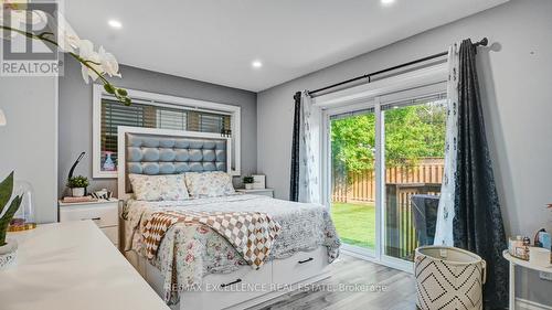 21 Elizabeth Street, Halton Hills, ON - Indoor Photo Showing Bedroom