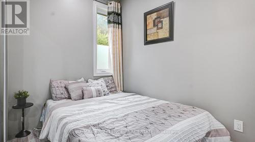 21 Elizabeth Street, Halton Hills, ON - Indoor Photo Showing Bedroom