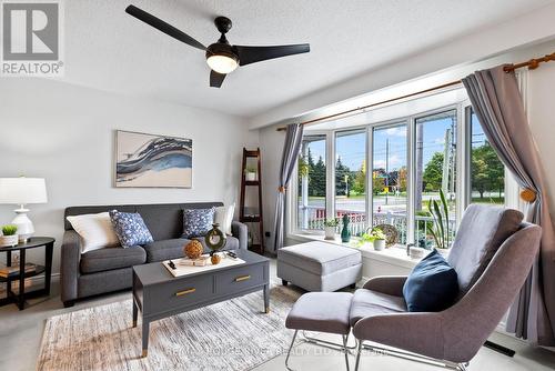 296 Harmony Road N, Oshawa (Eastdale), ON - Indoor Photo Showing Living Room