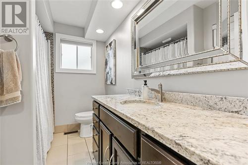 308 Dossenbach Drive, Lasalle, ON - Indoor Photo Showing Bathroom