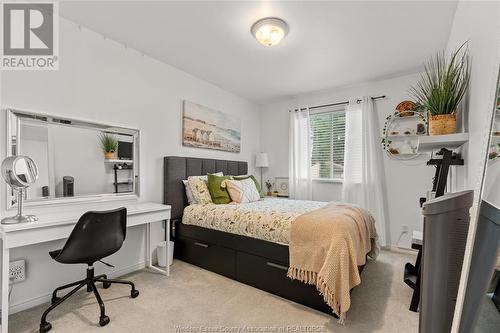 308 Dossenbach Drive, Lasalle, ON - Indoor Photo Showing Bedroom