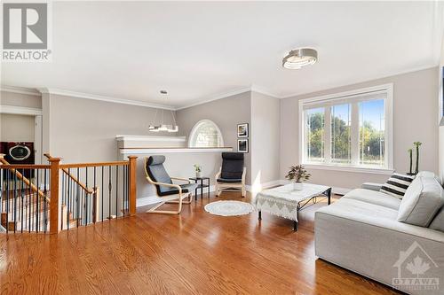 6275 Apple Orchard Road, Ottawa, ON - Indoor Photo Showing Living Room