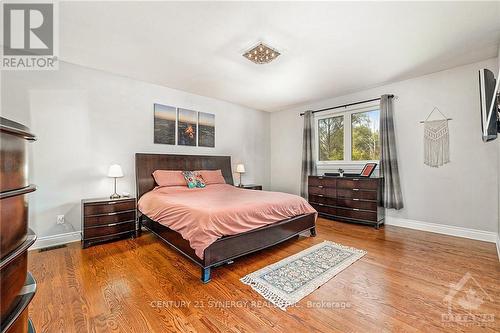 6275 Apple Orchard Road, Ottawa, ON - Indoor Photo Showing Bedroom