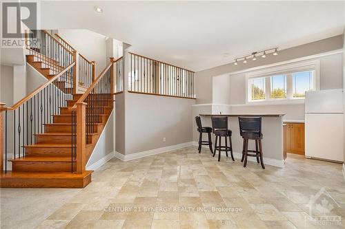 6275 Apple Orchard Road, Ottawa, ON - Indoor