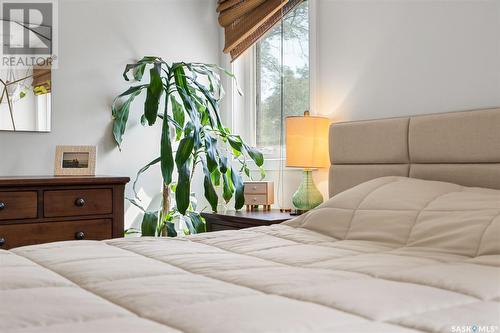 126 1St Street E, Saskatoon, SK - Indoor Photo Showing Bedroom