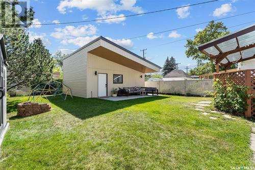 126 1St Street E, Saskatoon, SK - Outdoor