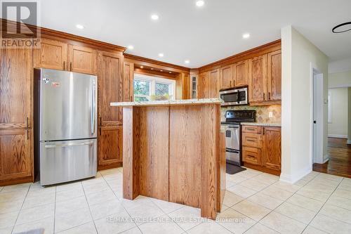 42 Hewson Crescent, Halton Hills, ON - Indoor Photo Showing Kitchen