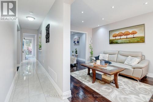 69 Atkins Circle, Brampton, ON - Indoor Photo Showing Living Room