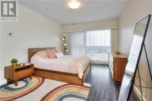 1 Victoria Street Unit# 1602, Kitchener, ON - Indoor Photo Showing Bedroom