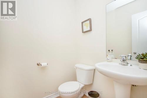 11 Oke Road, Clarington (Courtice), ON - Indoor Photo Showing Bathroom