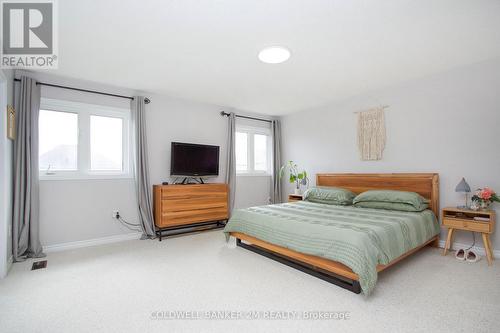 11 Oke Road, Clarington (Courtice), ON - Indoor Photo Showing Bedroom