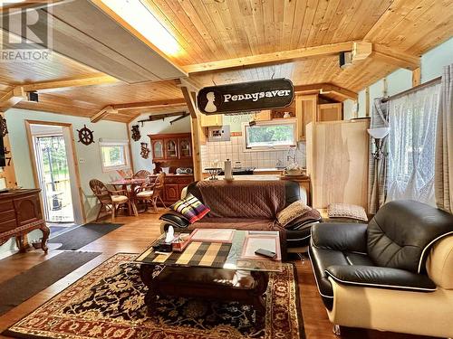 35 Colonization Rd, Spanish, ON - Indoor Photo Showing Living Room