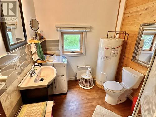 35 Colonization Rd, Spanish, ON - Indoor Photo Showing Bathroom