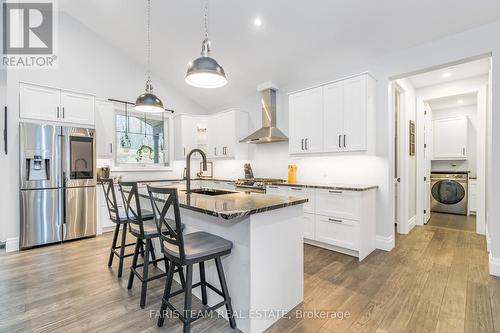 1532 Champlain Road, Tiny, ON - Indoor Photo Showing Kitchen With Upgraded Kitchen