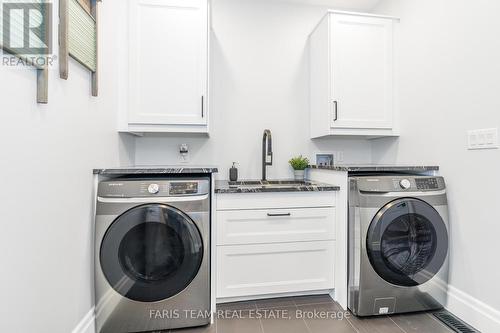 1532 Champlain Road, Tiny, ON - Indoor Photo Showing Laundry Room