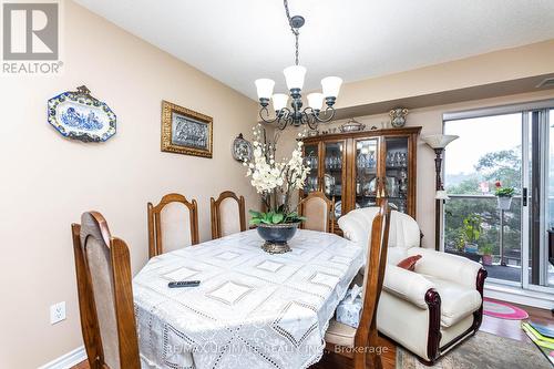 612 - 2088 Lawrence Avenue W, Toronto, ON - Indoor Photo Showing Dining Room