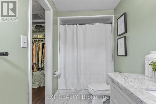 3020 Oka Road, Mississauga, ON - Indoor Photo Showing Bathroom