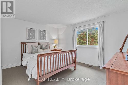 3020 Oka Road, Mississauga, ON - Indoor Photo Showing Bedroom