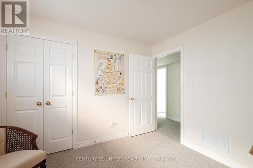 1538 Ireland Drive, Peterborough (Monaghan), ON - Indoor Photo Showing Other Room