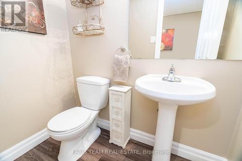 1826 Quantz Crescent, Innisfil, ON - Indoor Photo Showing Bathroom