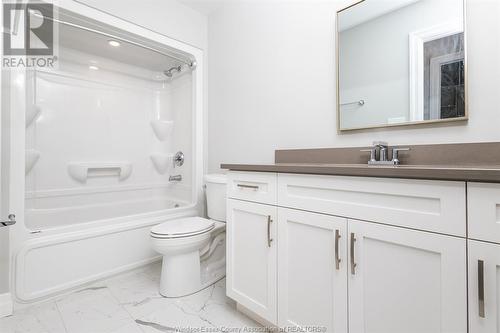 310 Blake, Belle River, ON - Indoor Photo Showing Bathroom