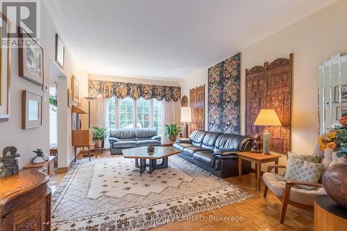 1312 Wildlark Drive, Peterborough (Monaghan), ON - Indoor Photo Showing Living Room