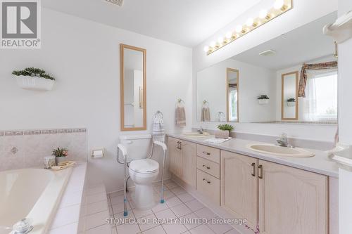 1312 Wildlark Drive, Peterborough (Monaghan), ON - Indoor Photo Showing Bathroom