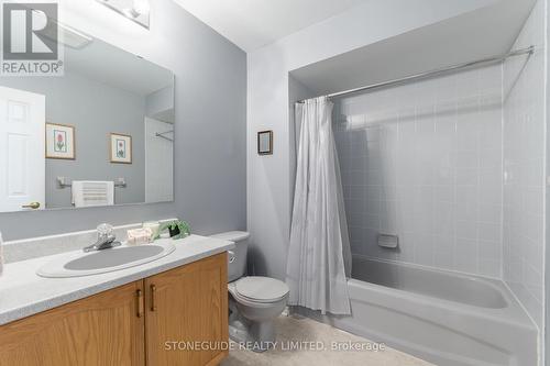 1312 Wildlark Drive, Peterborough (Monaghan), ON - Indoor Photo Showing Bathroom