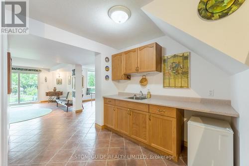 1312 Wildlark Drive, Peterborough (Monaghan), ON - Indoor Photo Showing Kitchen