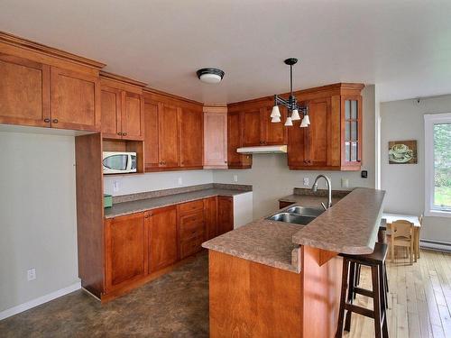 Cuisine - 1062 Ch. Des Conifères, Rouyn-Noranda, QC - Indoor Photo Showing Kitchen With Double Sink