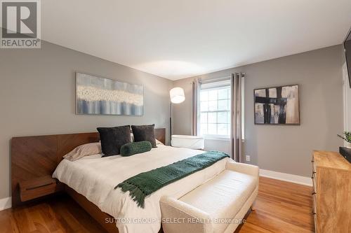 101 Hunt Club Drive, London, ON - Indoor Photo Showing Bedroom