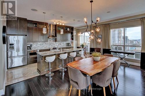 2403 - 330 Ridout Street N, London, ON - Indoor Photo Showing Dining Room