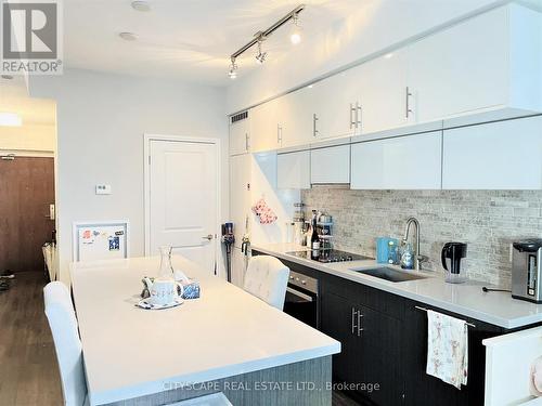 2609 - 8 Mercer Street, Toronto, ON - Indoor Photo Showing Kitchen