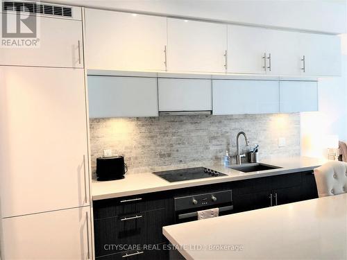 2609 - 8 Mercer Street, Toronto, ON - Indoor Photo Showing Kitchen With Upgraded Kitchen