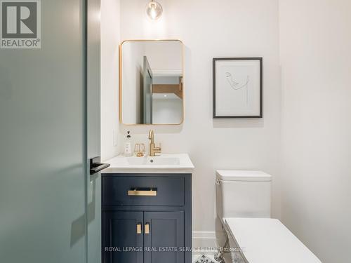 527 Windermere Avenue, Toronto, ON - Indoor Photo Showing Bathroom