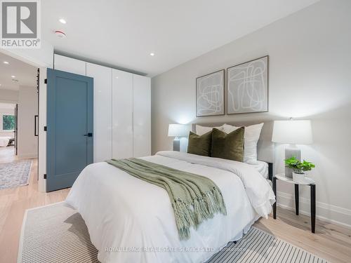 527 Windermere Avenue, Toronto, ON - Indoor Photo Showing Bedroom