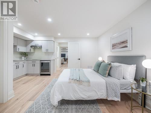 527 Windermere Avenue, Toronto, ON - Indoor Photo Showing Bedroom