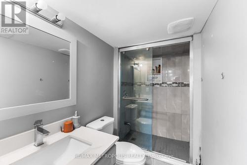 13 Hedgerow Avenue, Brampton, ON - Indoor Photo Showing Bathroom