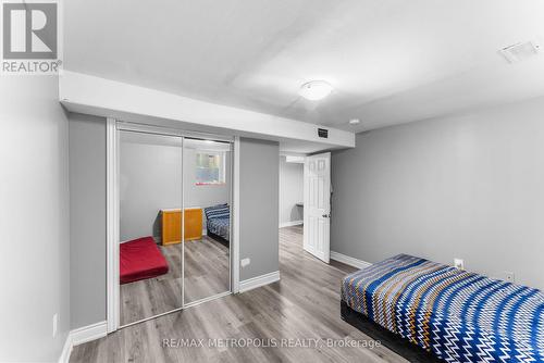 13 Hedgerow Avenue, Brampton, ON - Indoor Photo Showing Bedroom