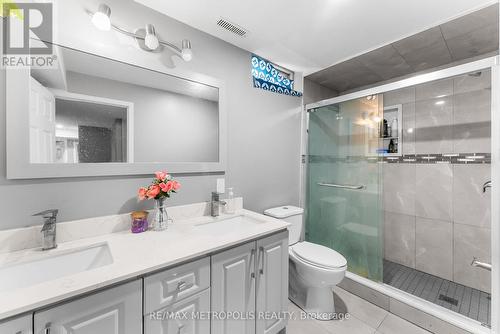 13 Hedgerow Avenue, Brampton, ON - Indoor Photo Showing Bathroom