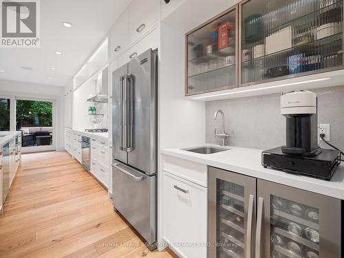 376 Runnymede Road, Toronto, ON - Indoor Photo Showing Kitchen With Upgraded Kitchen