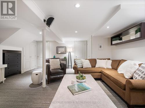 376 Runnymede Road, Toronto, ON - Indoor Photo Showing Living Room