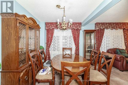 5 Greenleaf Crescent, Brampton, ON - Indoor Photo Showing Dining Room