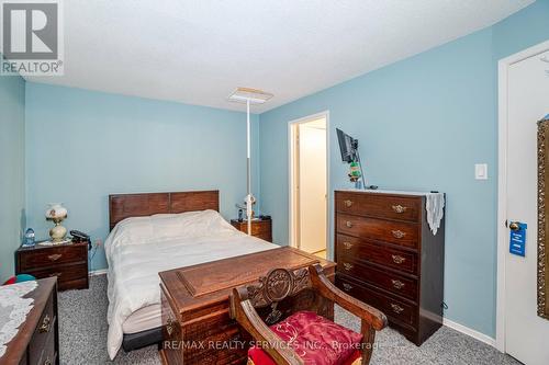 5 Greenleaf Crescent, Brampton, ON - Indoor Photo Showing Bedroom