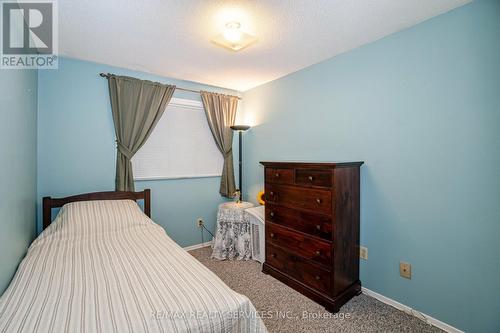 5 Greenleaf Crescent, Brampton, ON - Indoor Photo Showing Bedroom