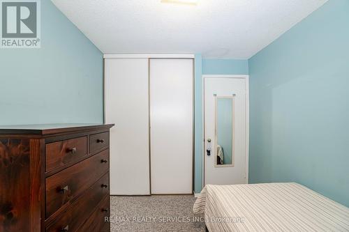 5 Greenleaf Crescent, Brampton, ON - Indoor Photo Showing Bedroom