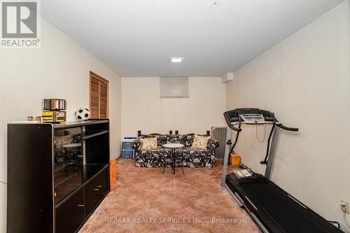 5 Greenleaf Crescent, Brampton, ON - Indoor Photo Showing Gym Room